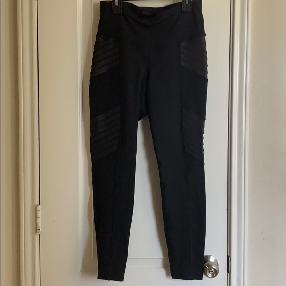 Old Navy Active Wear Black Moto Leggings